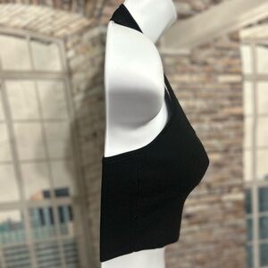 The Drop Women's Black Knit Crop top